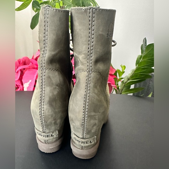 Sorel Joan of Arctic Wedge Women’s Boots II Green size 8. - Picture 4 of 4